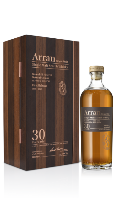 Arran 30yo arran 95 25 bottle box 45deg 1000x1000 png 72dpi product listing rebrand